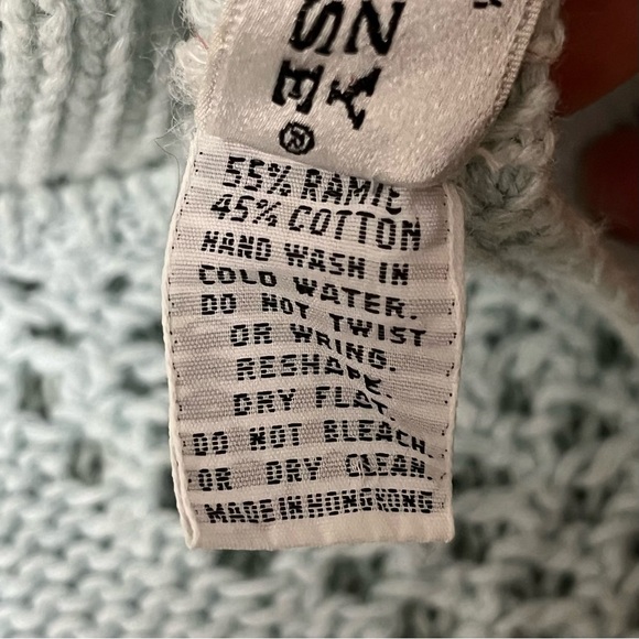 Crazy Horse Collection woman’s Blue Crochet Lightweight sweater Vest Cottegecore - Picture 6 of 9